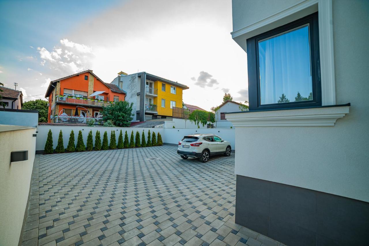 Zoe Apartment Novi Sad Eksteriør billede